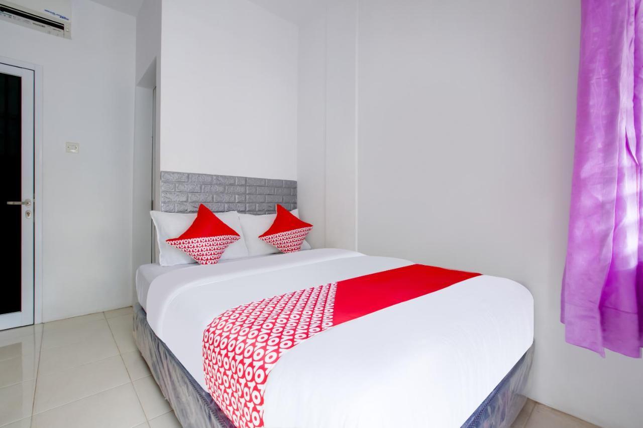 Oyo 3279 Joy Residence Samarinda Exterior photo