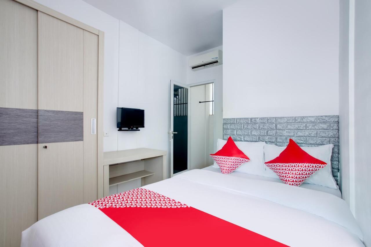 Oyo 3279 Joy Residence Samarinda Exterior photo
